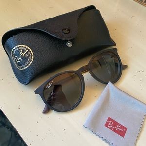 Raybans sunglasses